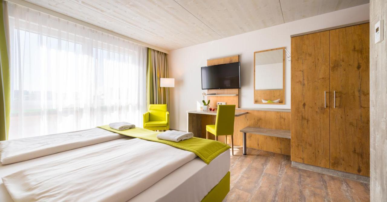 Gäufelden Oho Rooms Herrenberg Digital Access Only מראה חיצוני תמונה