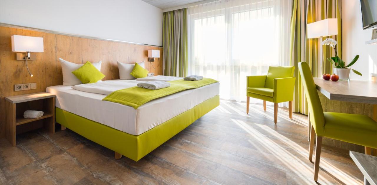 Gäufelden Oho Rooms Herrenberg Digital Access Only מראה חיצוני תמונה
